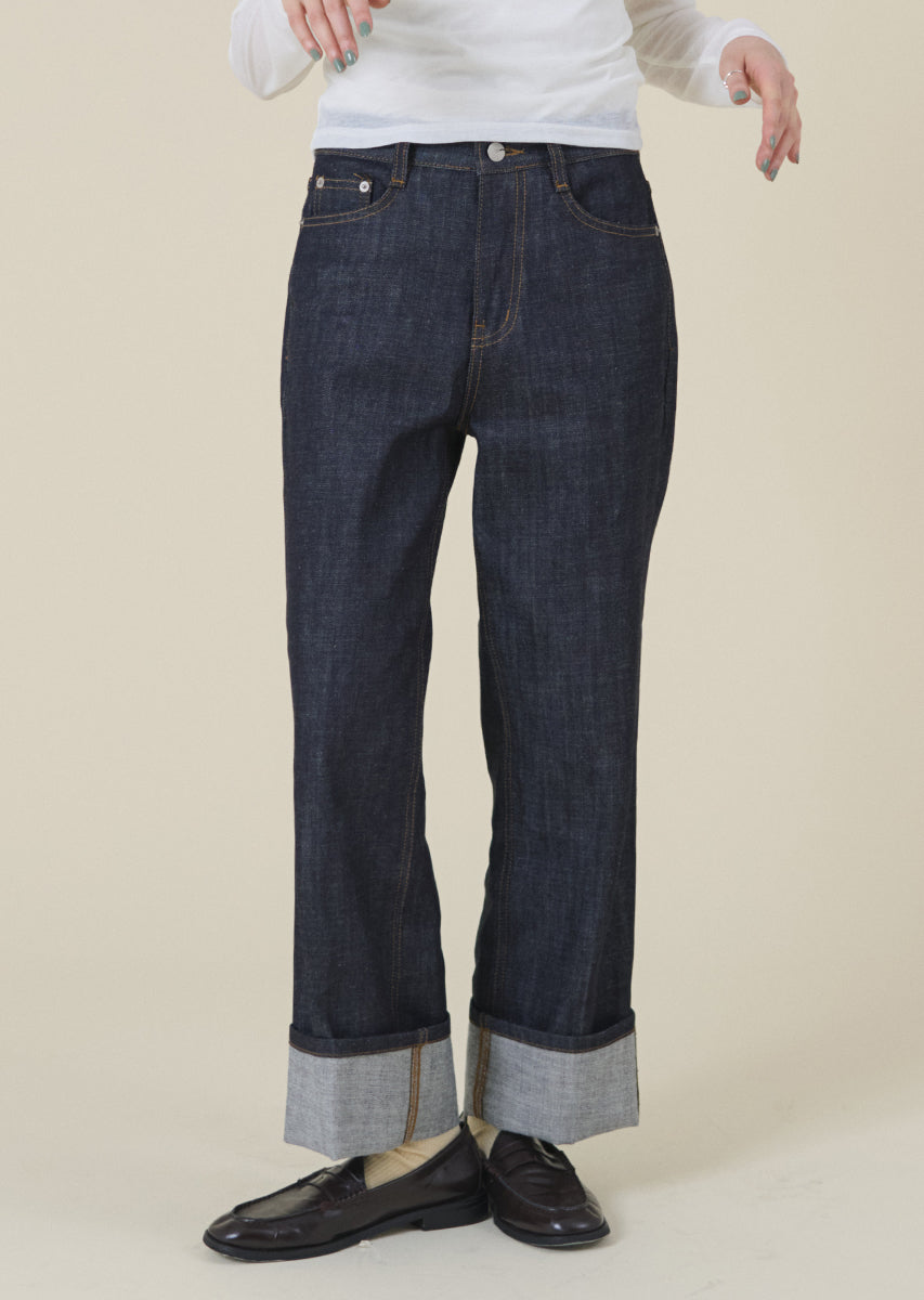ロールアップストレートデニム
