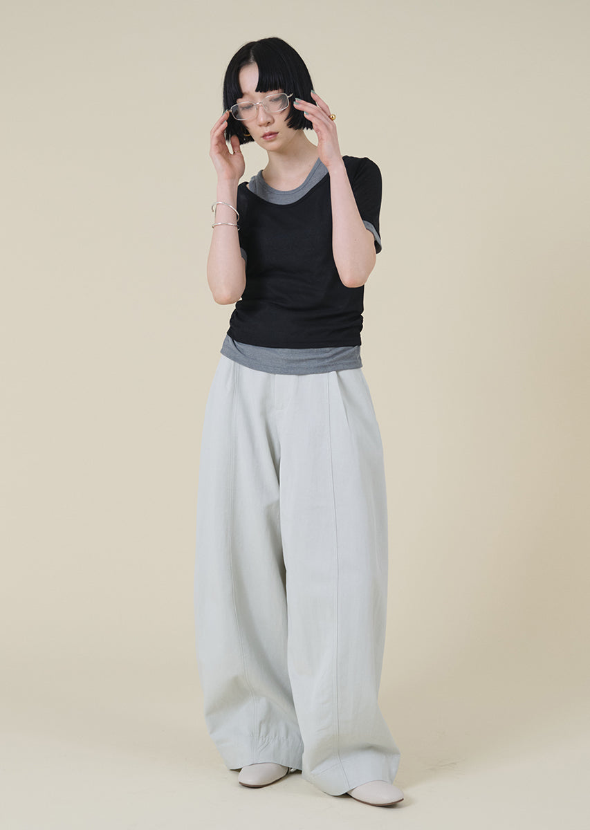 レイヤードシアートップス