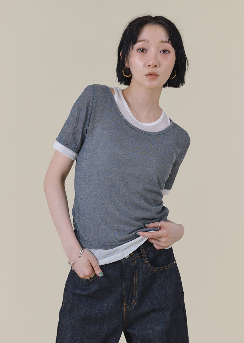 レイヤードシアートップス