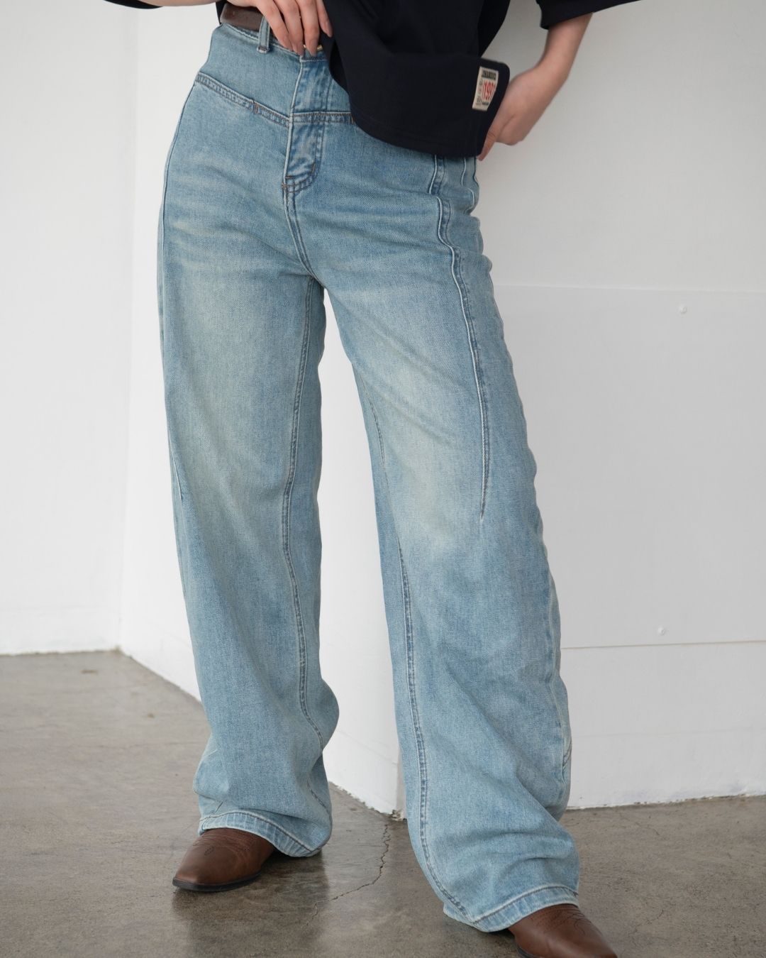 スイッチングカーヴィデニム