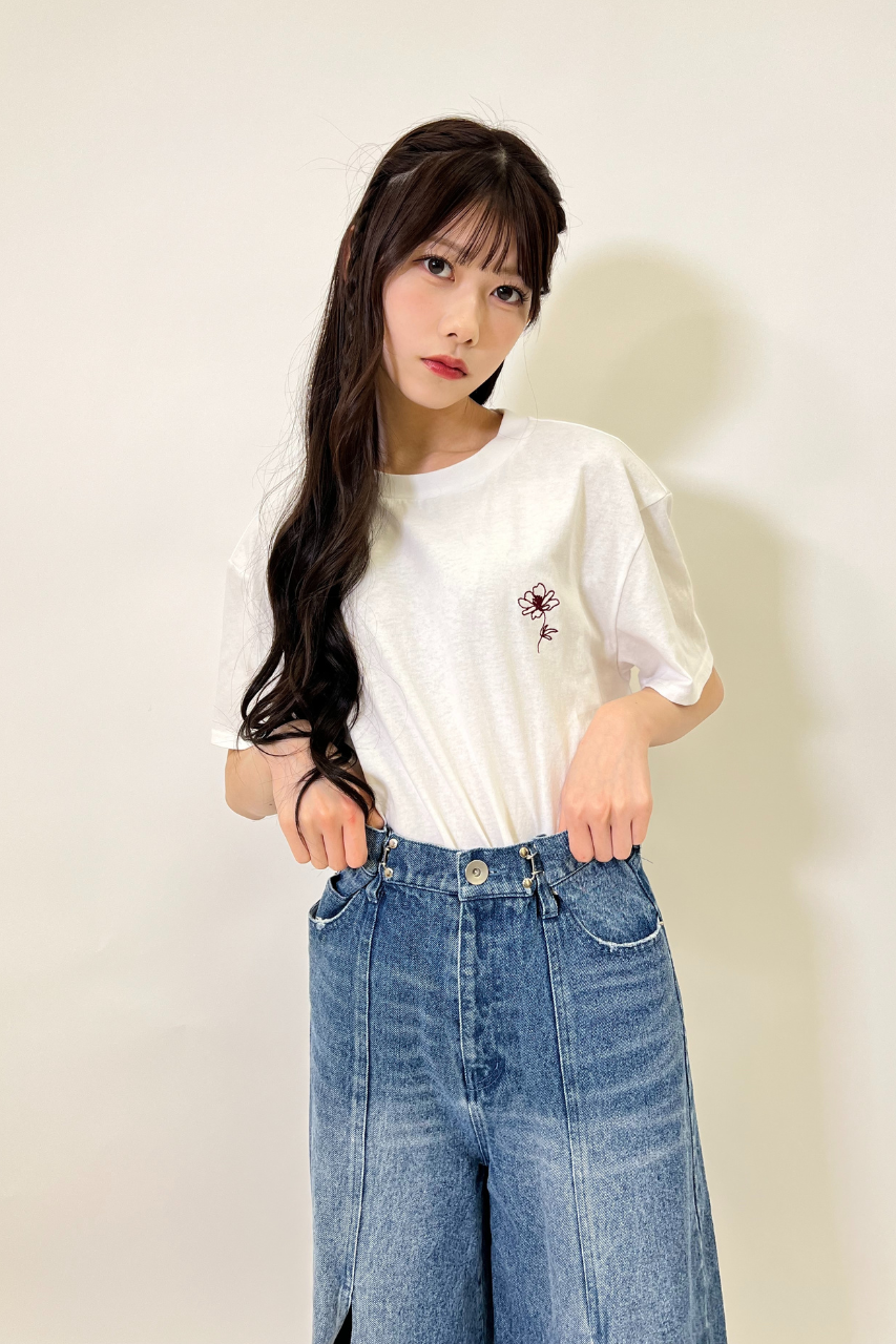 【半袖】チョコレートコスモス刺繍Tシャツ