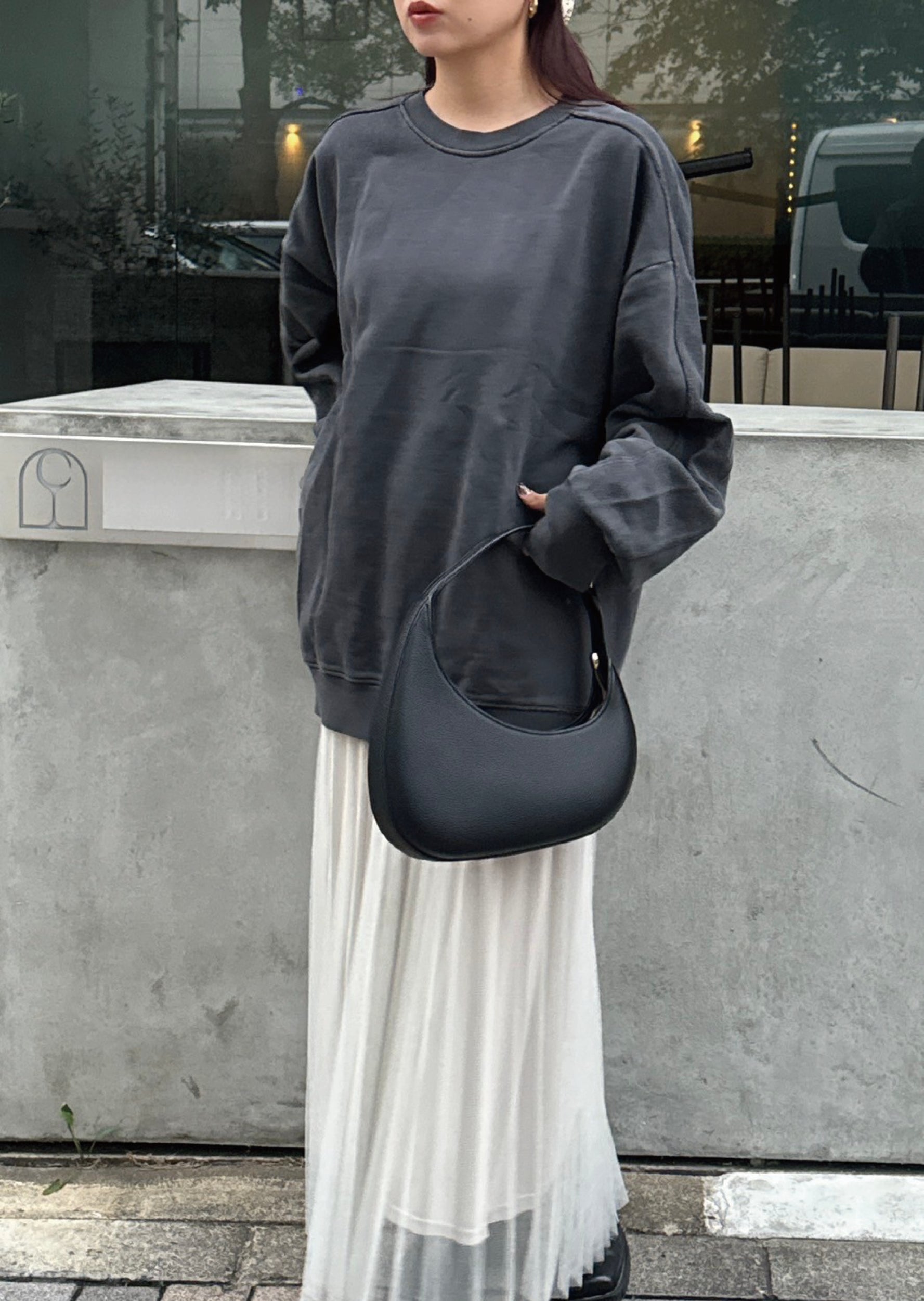 ムーンショルダーバッグ