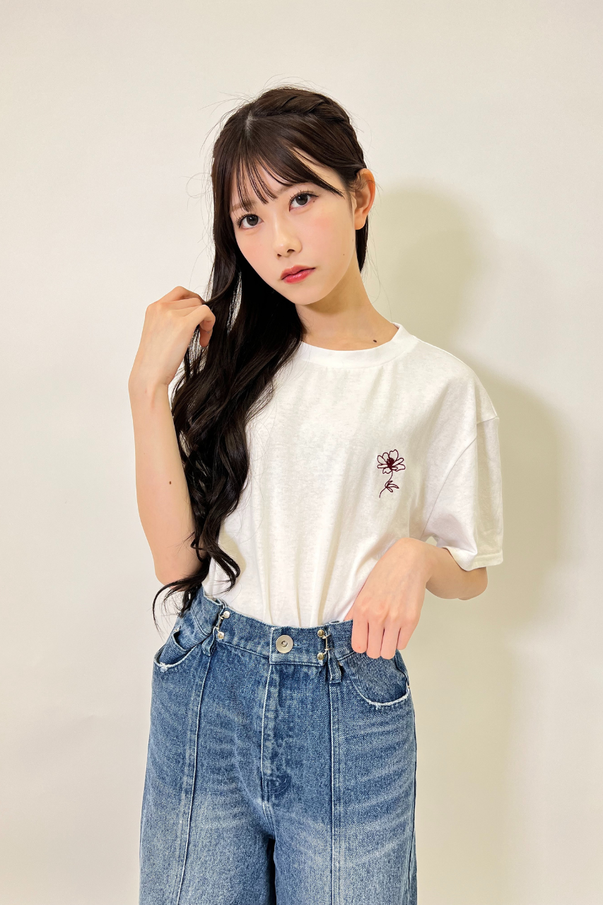 【半袖】チョコレートコスモス刺繍Tシャツ