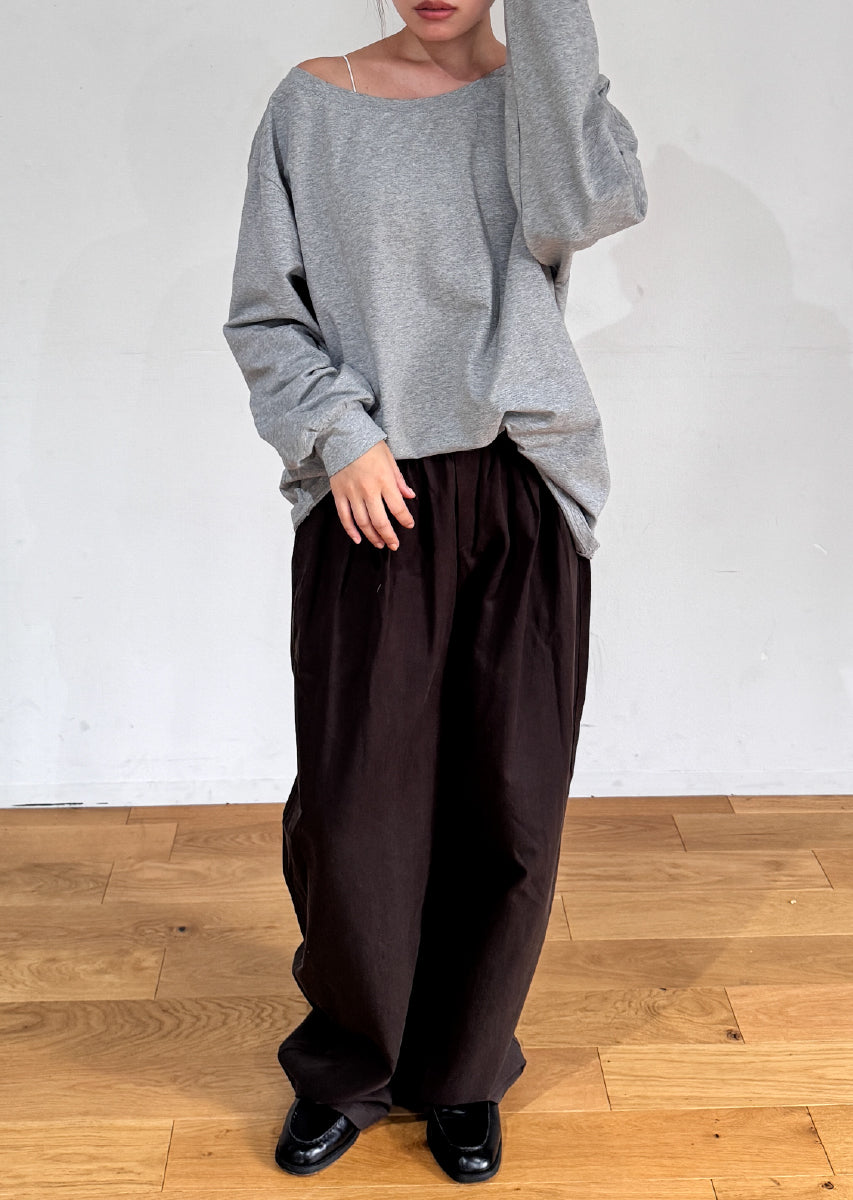 カットオフショルトップス