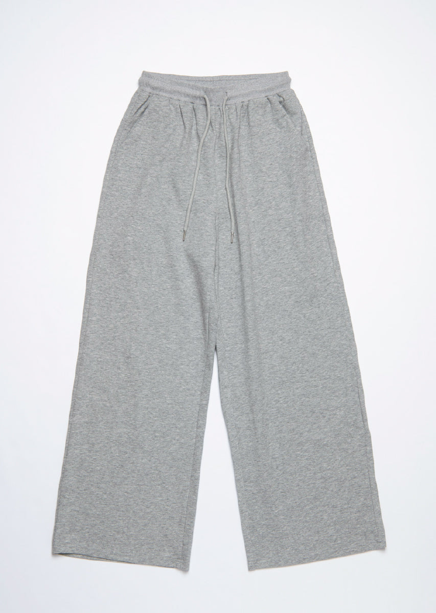 スウェットセットアップ