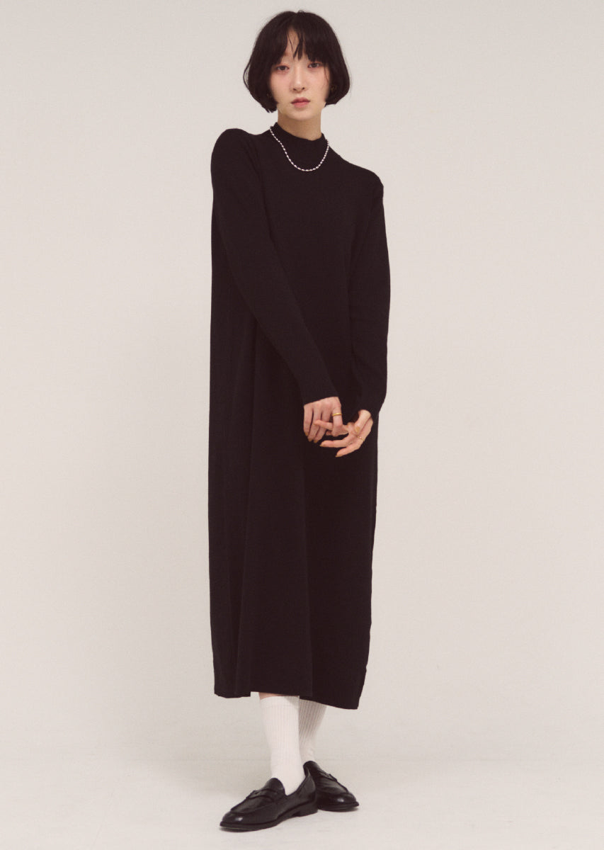 スタンドネックロングワンピース