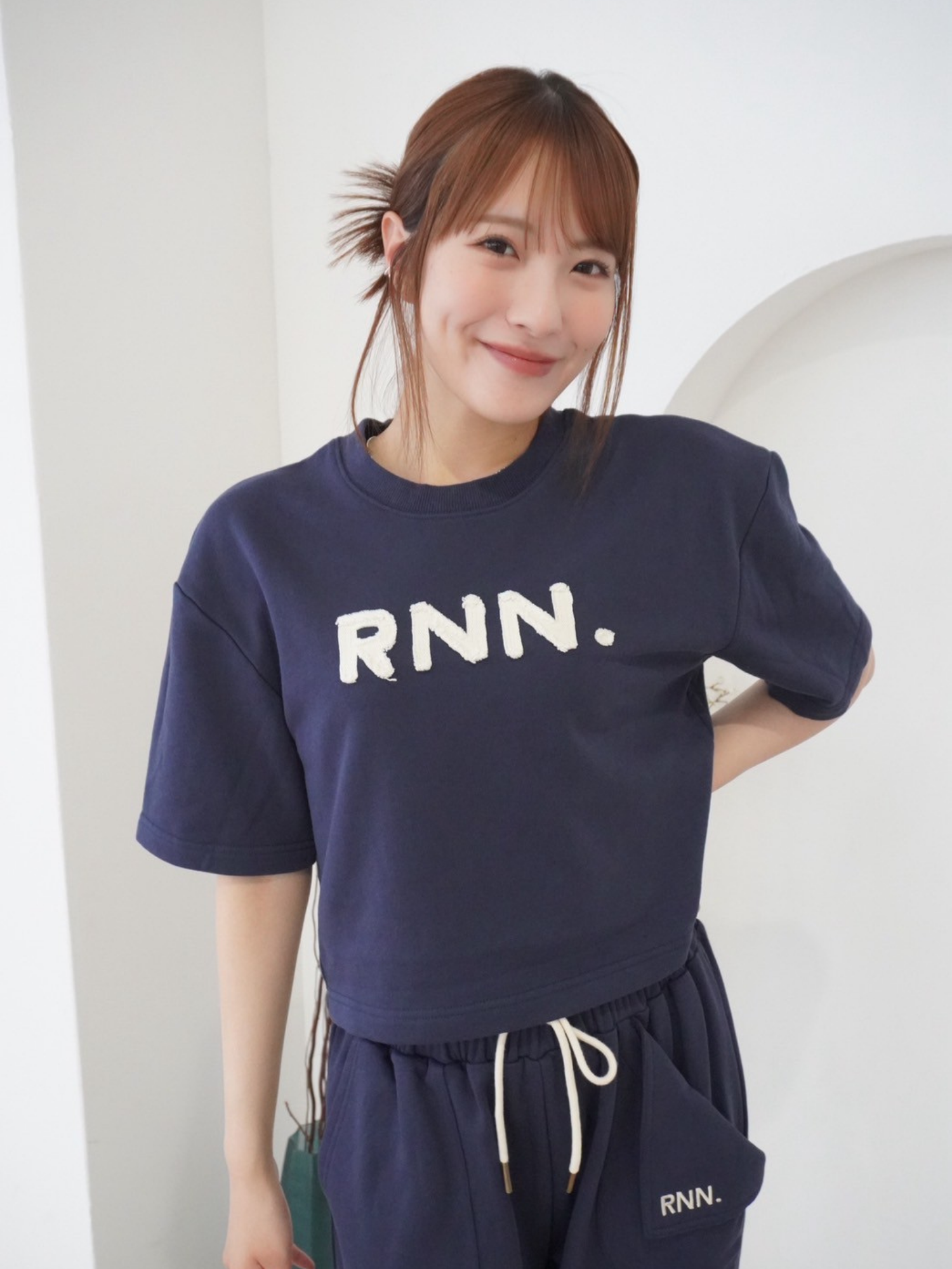 RNNロゴスウェットトップス