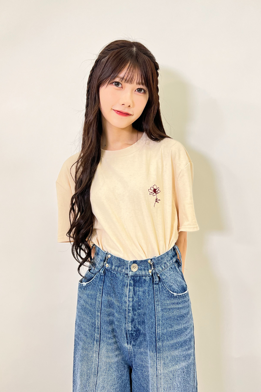 【半袖】チョコレートコスモス刺繍Tシャツ