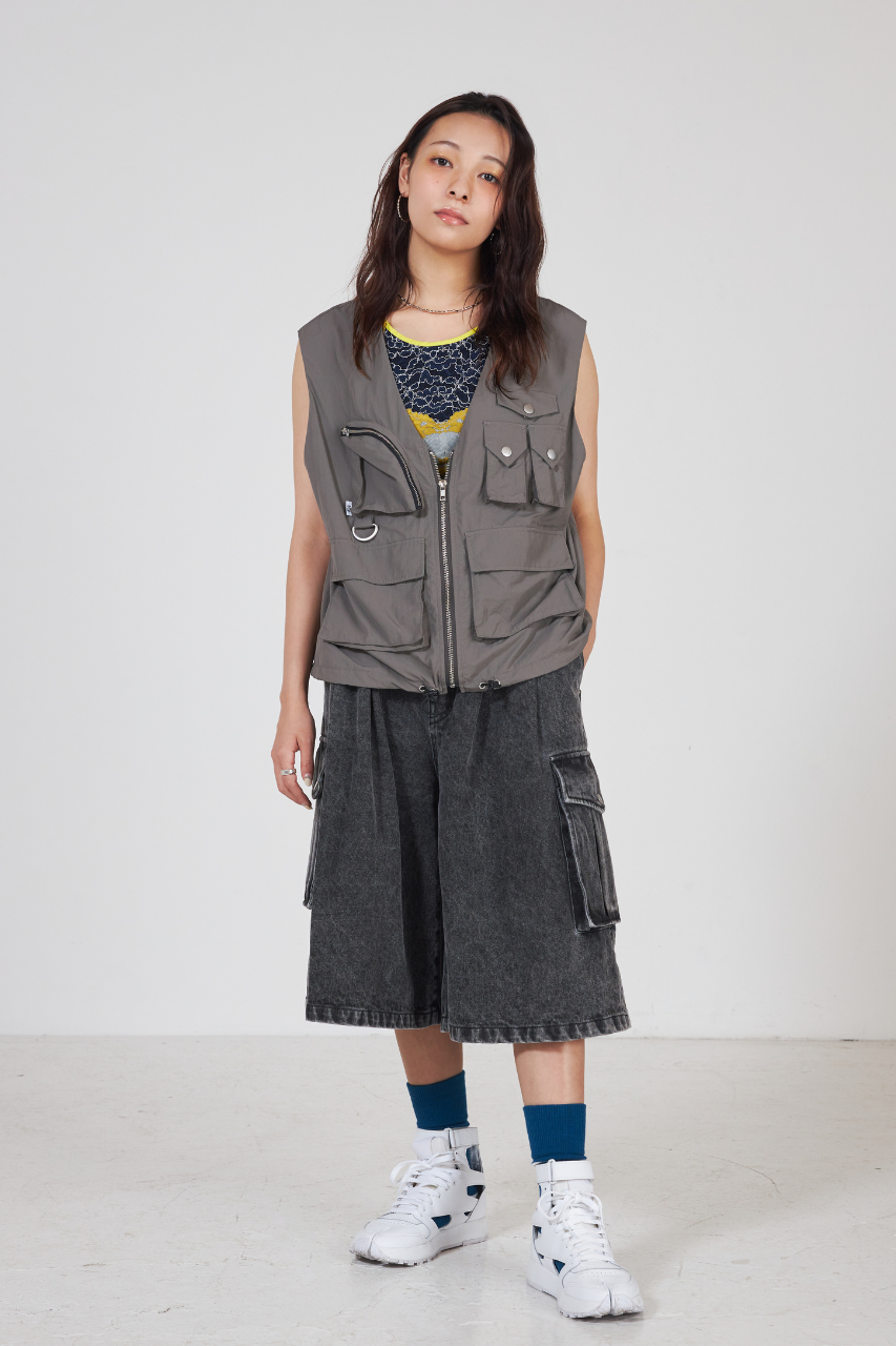 ランダムポケットミリタリーベスト