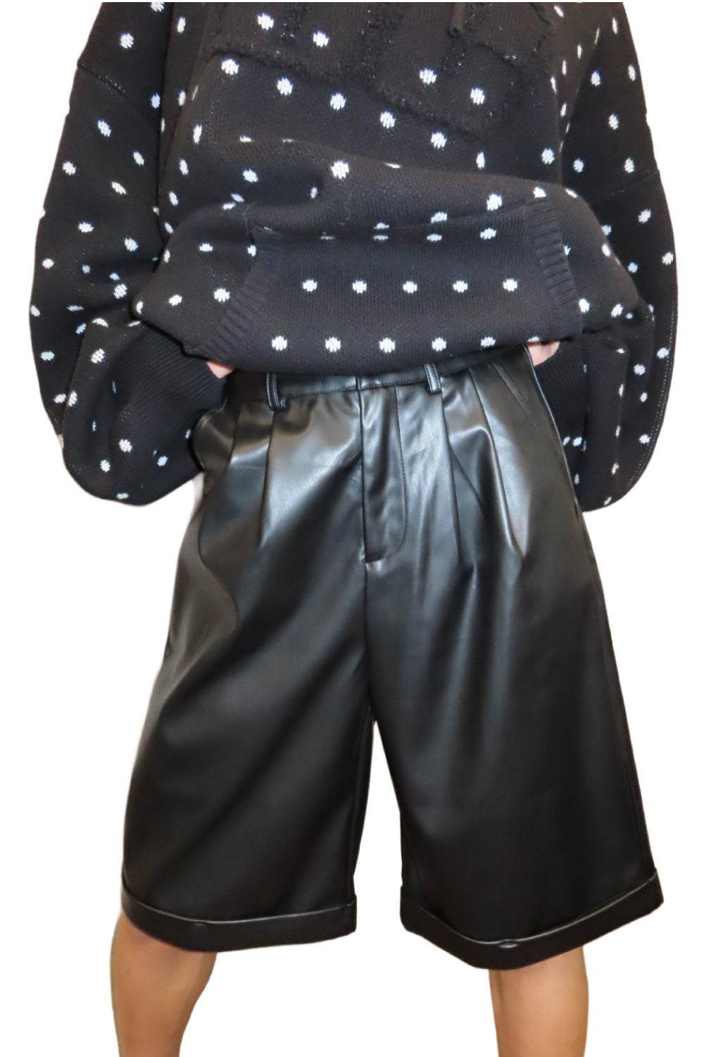 FAUX LEATHER TACK HALF PANTS