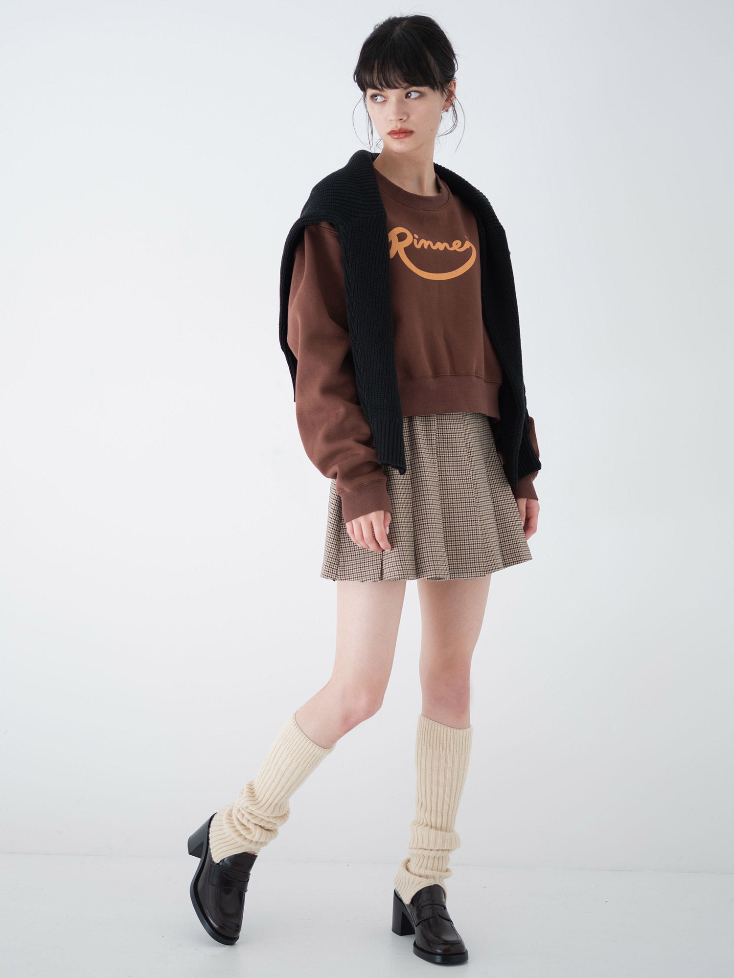 RINNUロゴショートスウェット