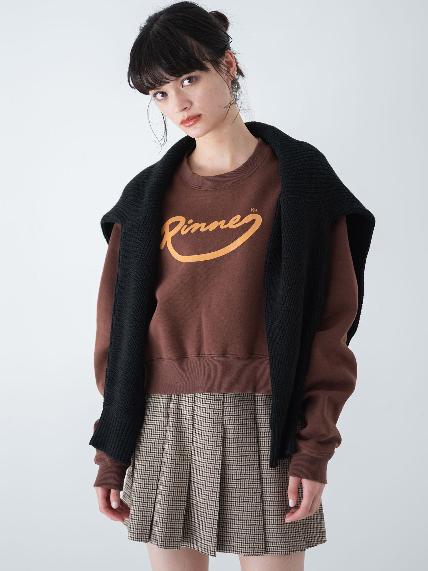 RINNUロゴショートスウェット