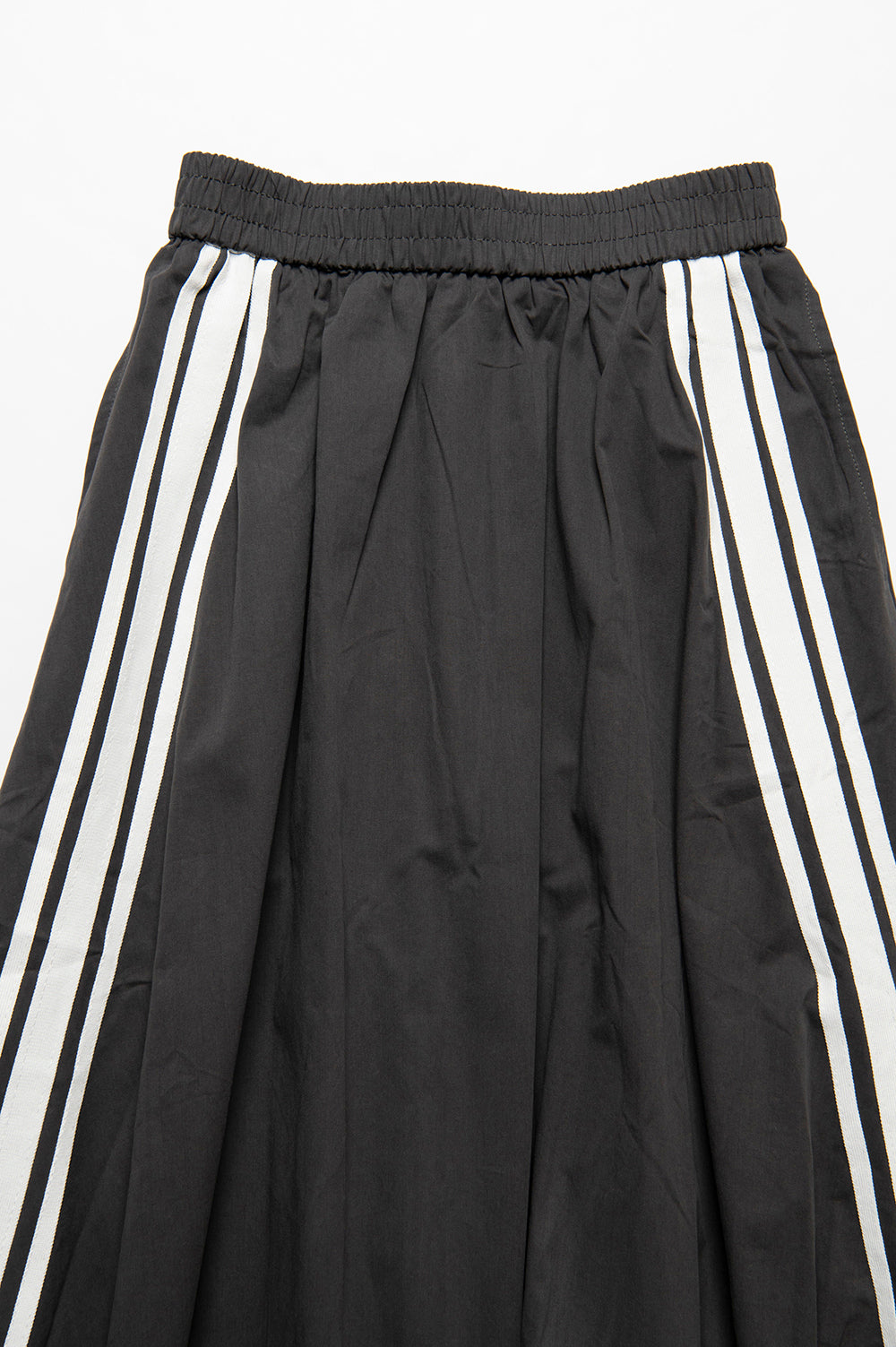 ドロストラインスカート