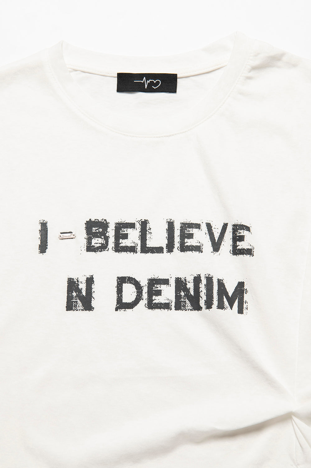 タックデザインロゴTシャツ
