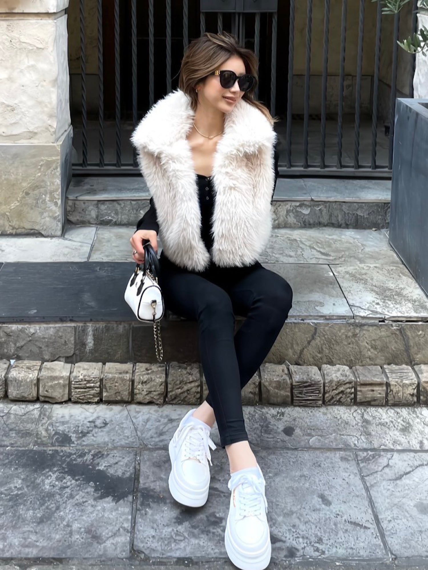 DIANTÉ logo sole sneakers