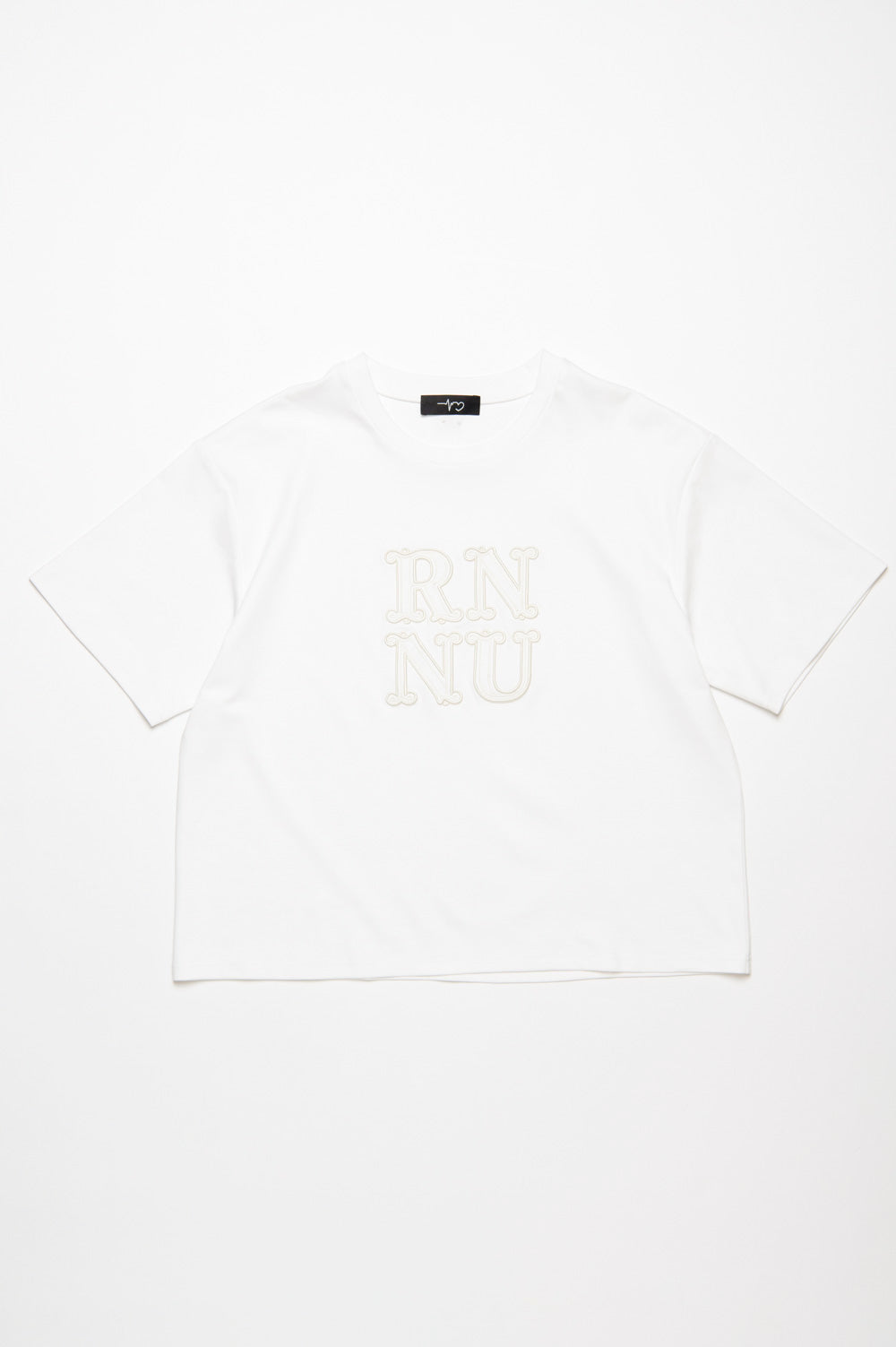 RN刺繍ロゴTシャツ