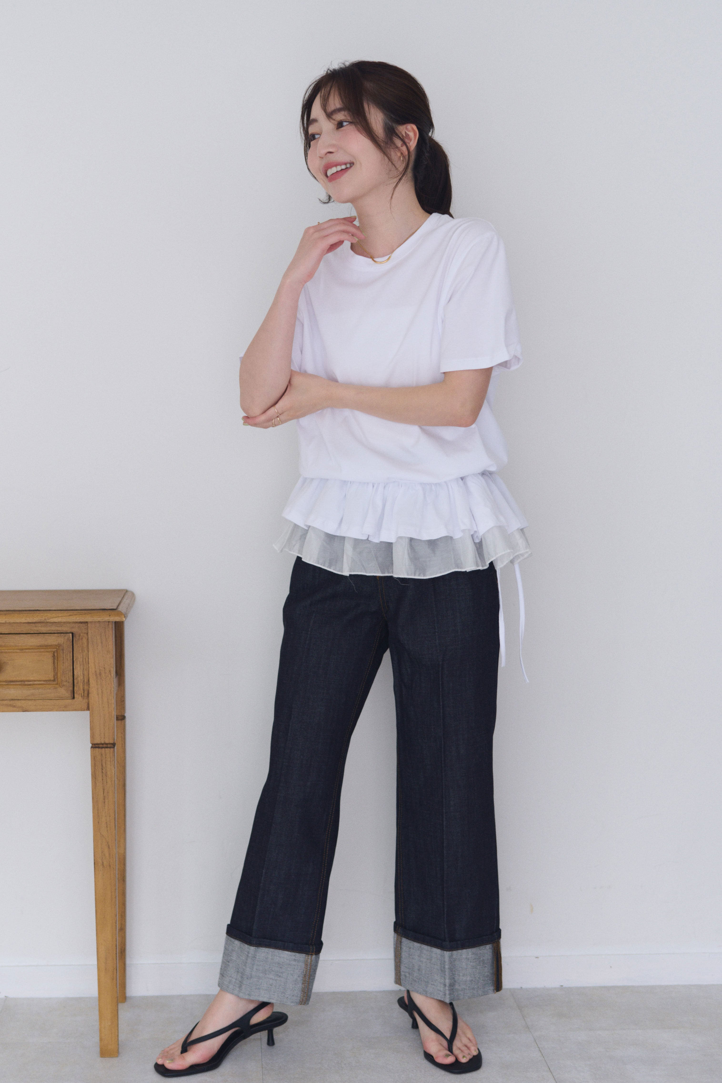 裾フリルリボンTシャツ