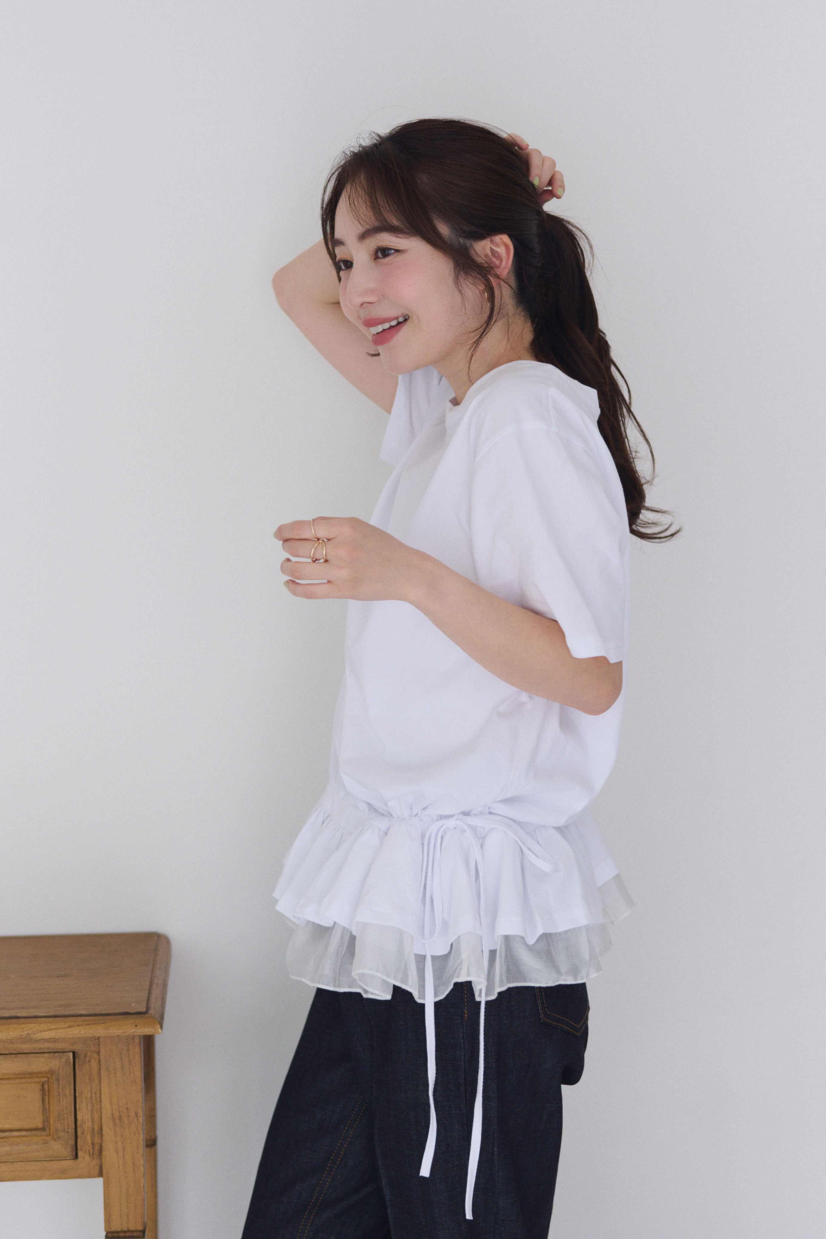 裾フリルリボンTシャツ