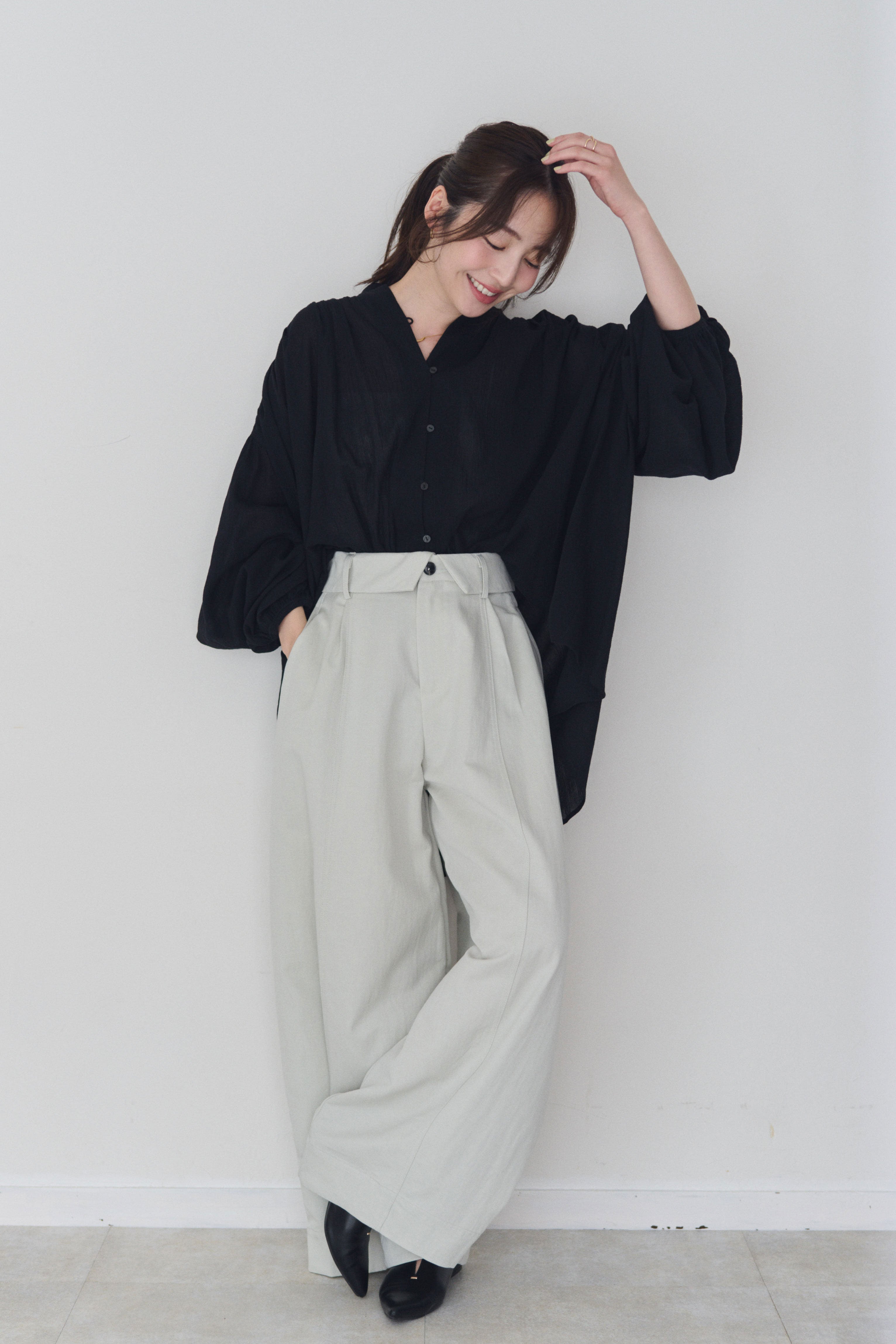 ターンバックウエストワイドパンツ