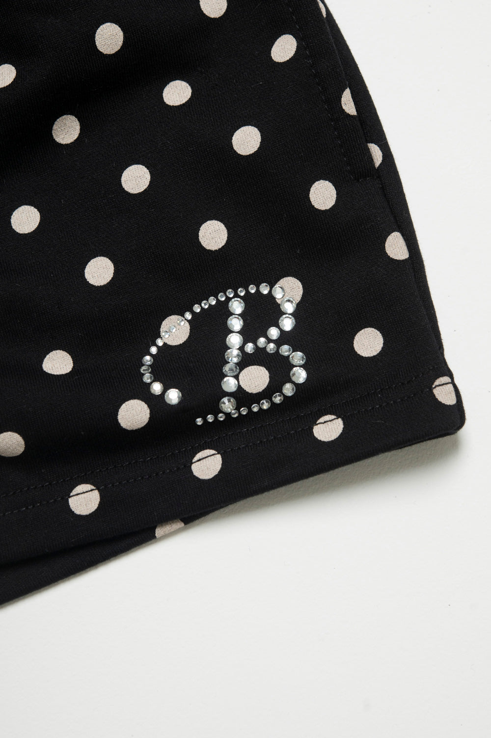 B ICON SHORT PANTS