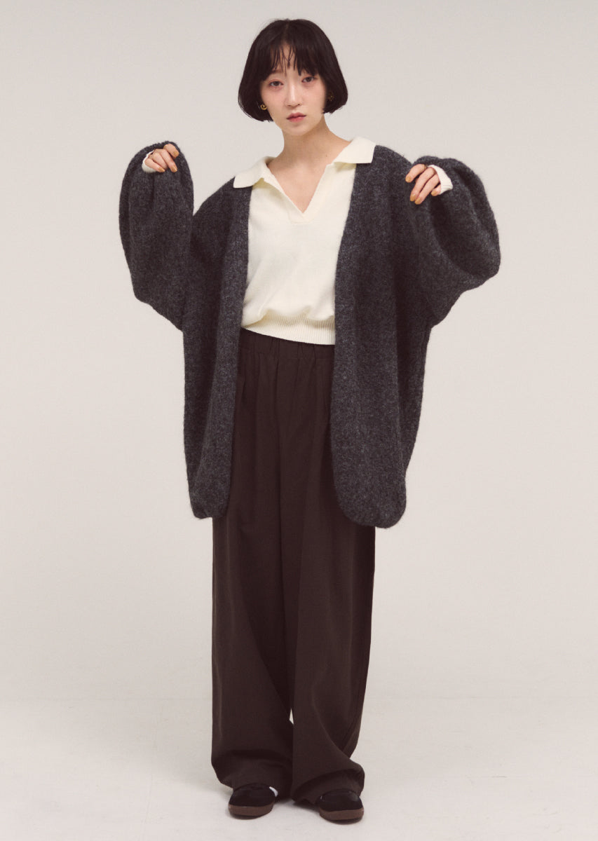 オープンカラーニット