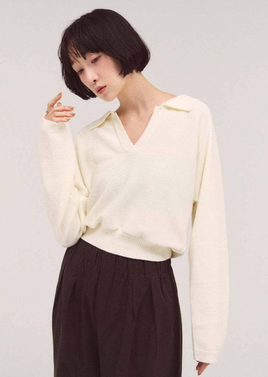 オープンカラーニット