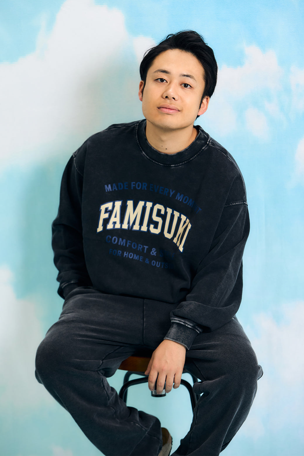 FADE COLLEGE LOGO TOPS