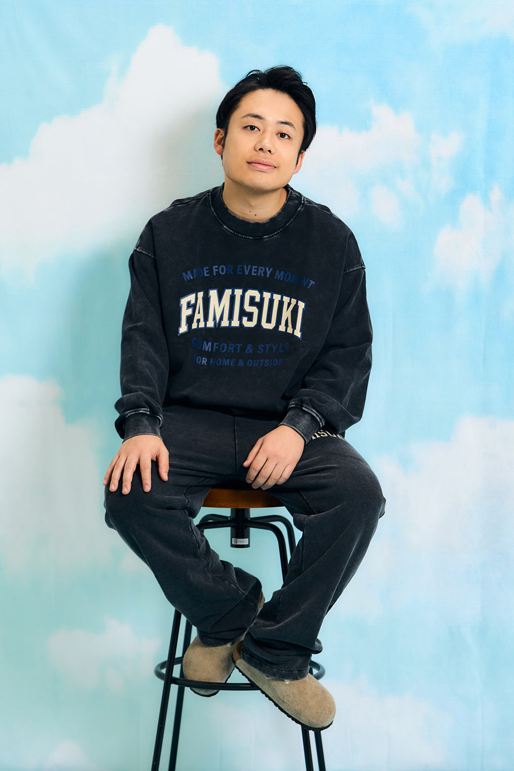 FADE COLLEGE LOGO TOPS