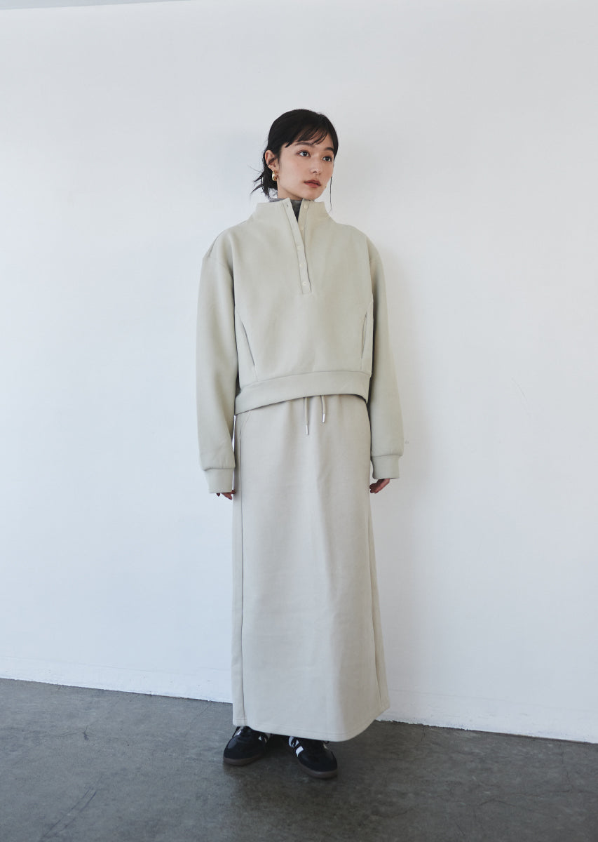 ハイネックスウェットセットアップ