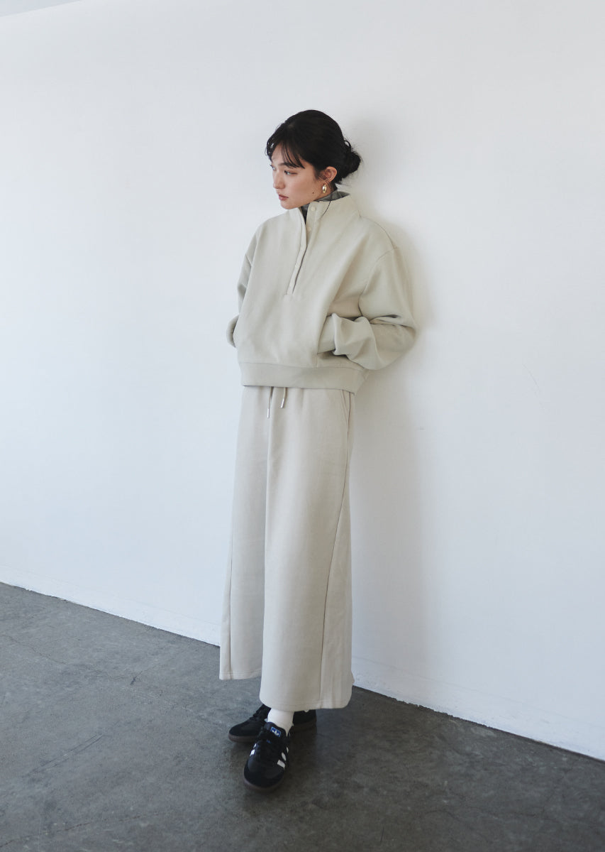 ハイネックスウェットセットアップ