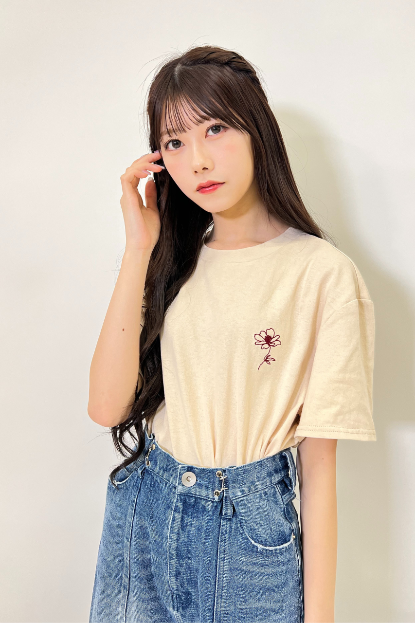 【半袖】チョコレートコスモス刺繍Tシャツ