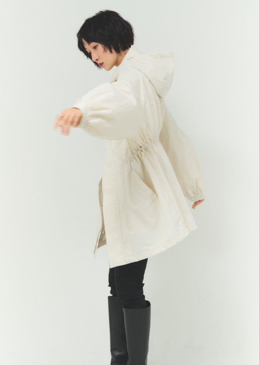 ナイロンミディマウンテンパーカー