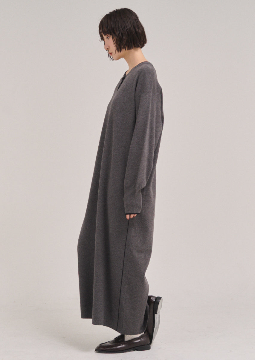 ラインヘンリーネックワンピース