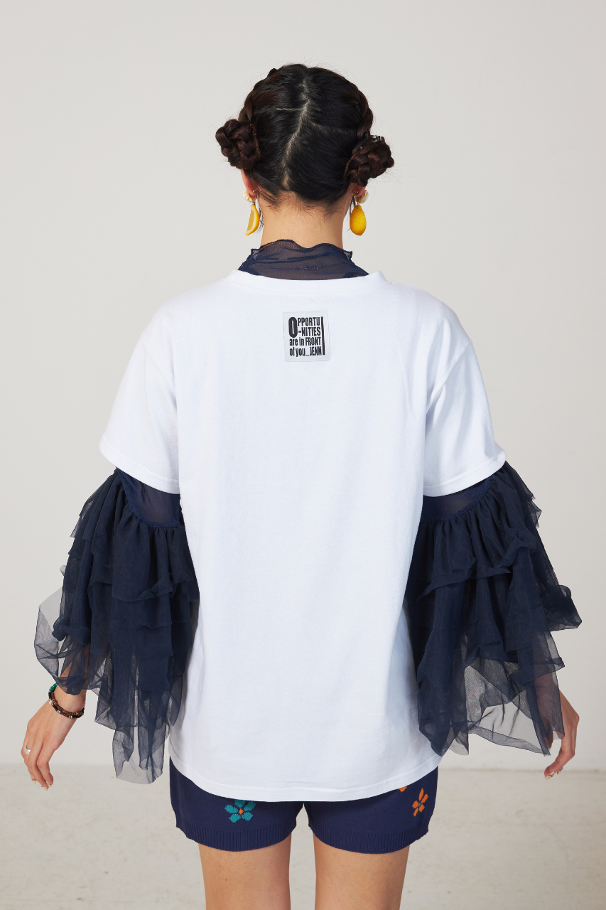 ロゴグラフィックTシャツ