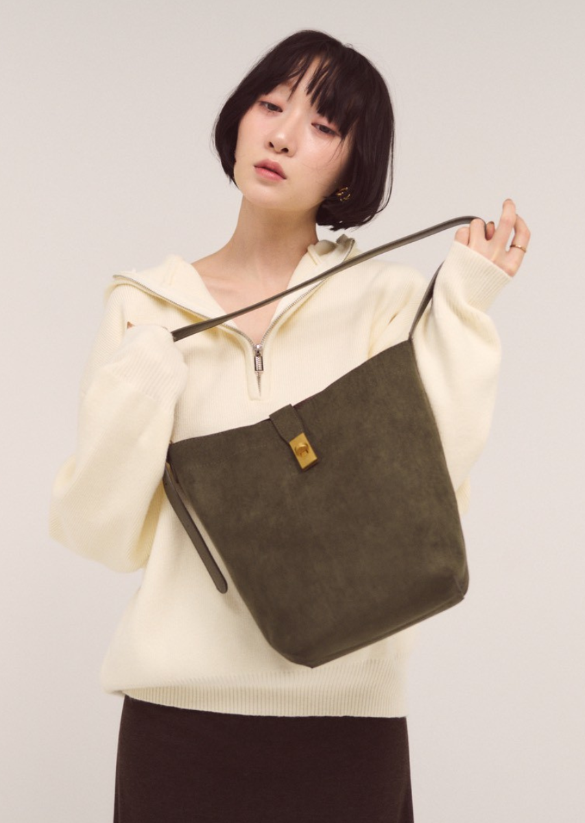 フェイクスエードスクエアバッグ