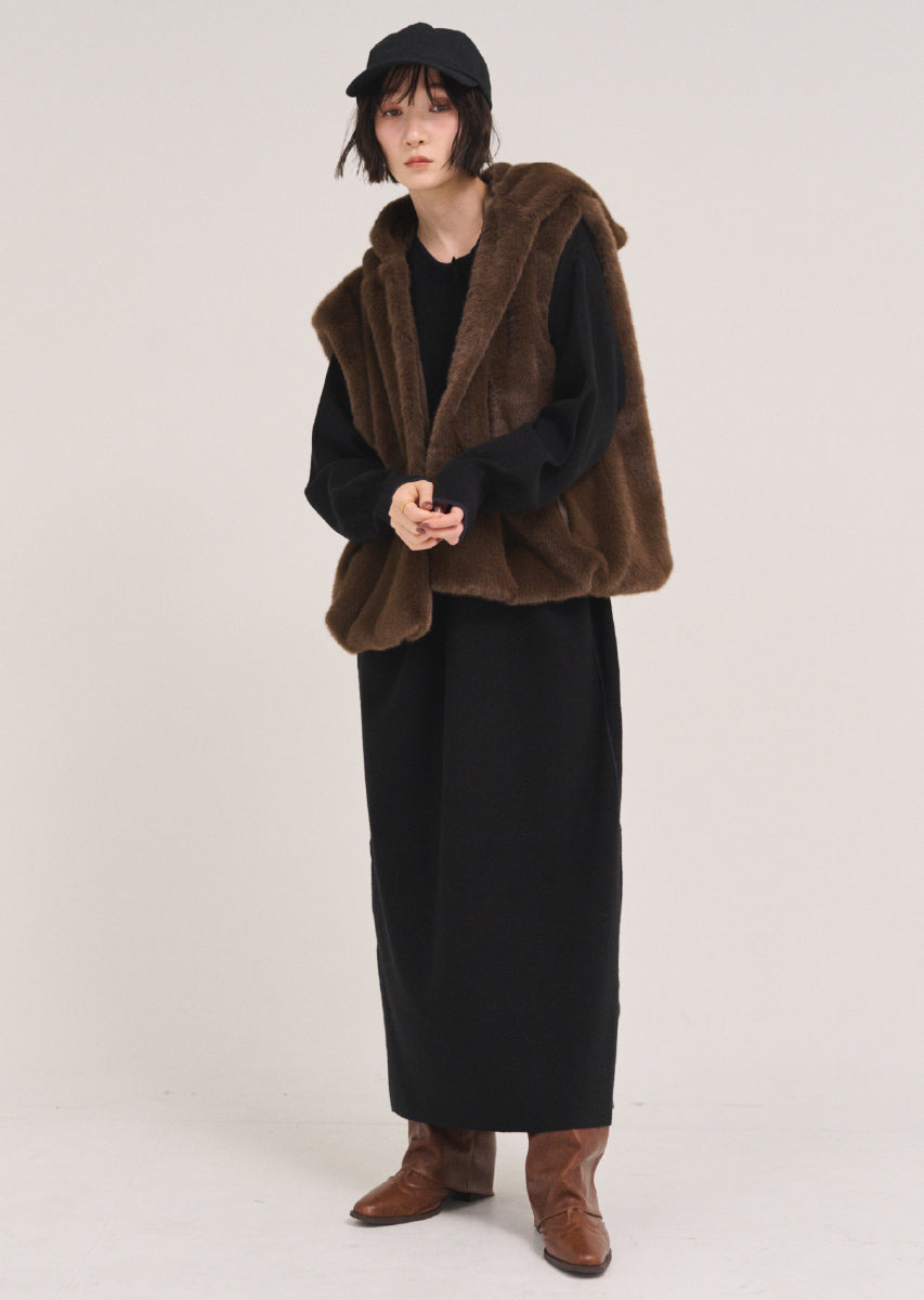 フェイクファーベスト