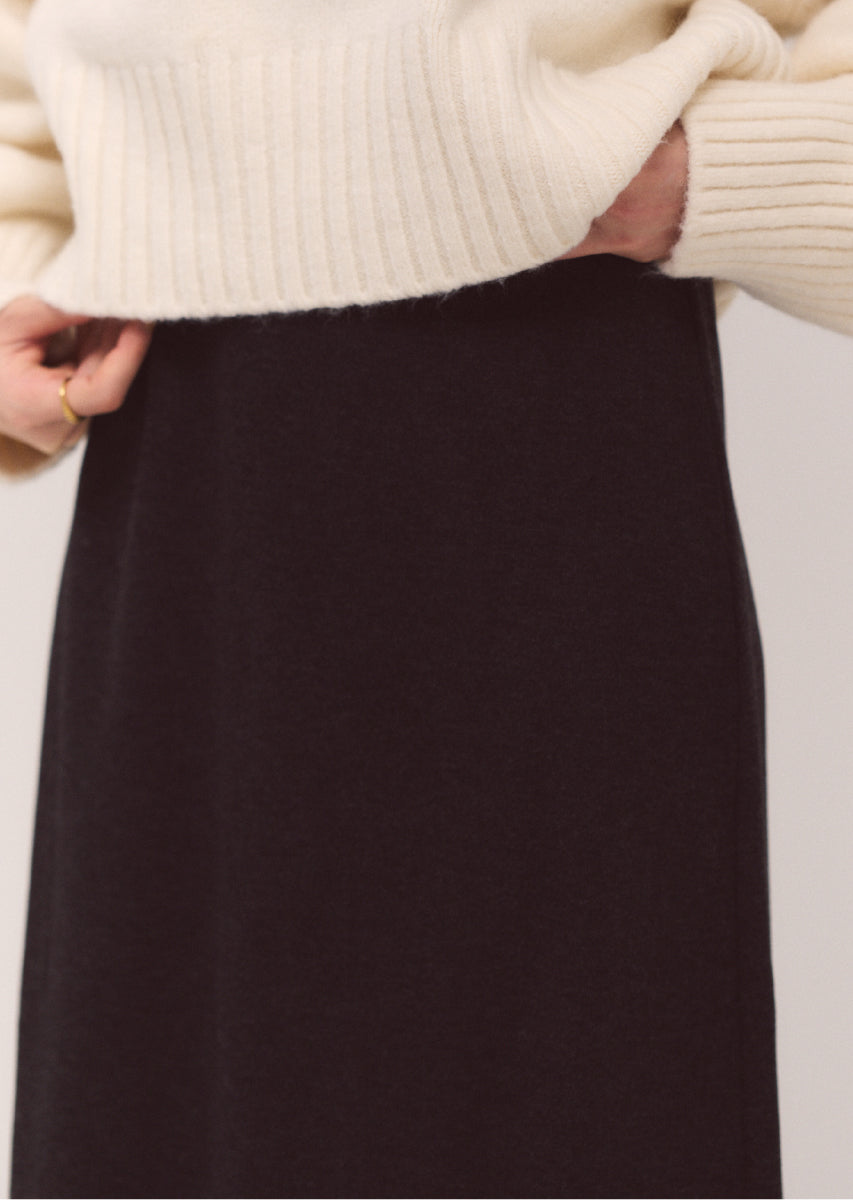 ウォームジャージートレートロングスカート