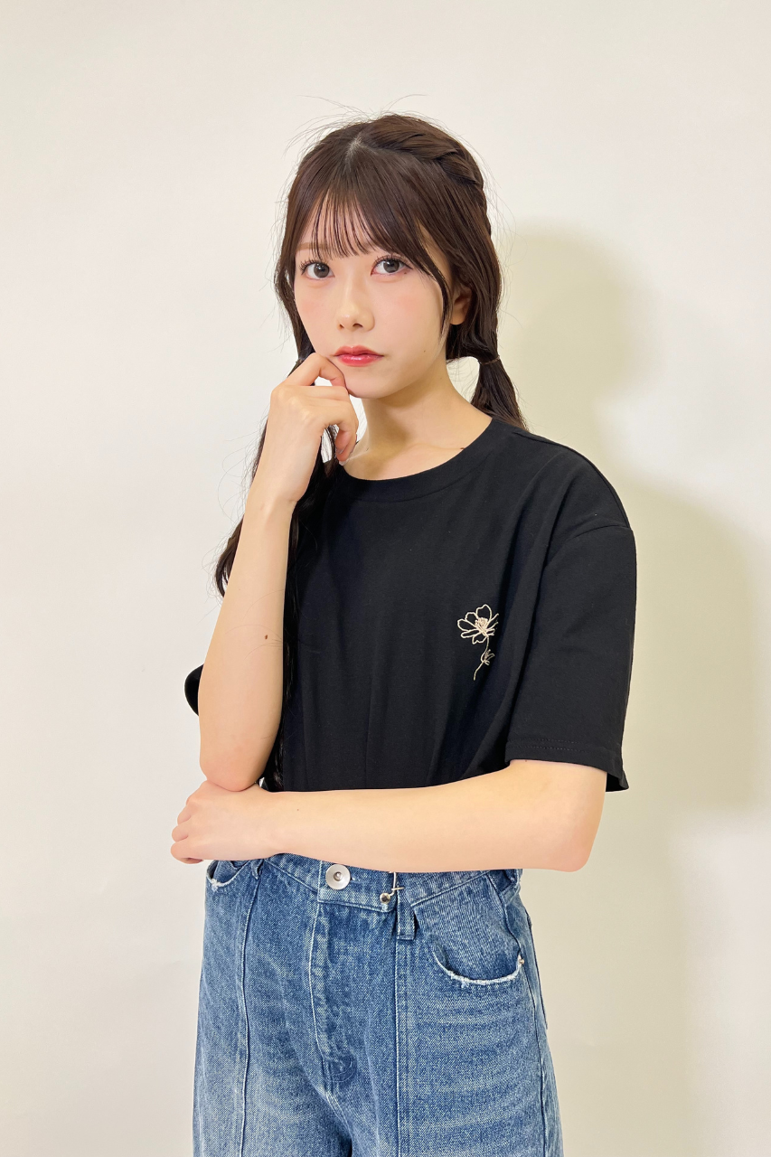 【半袖】チョコレートコスモス刺繍Tシャツ