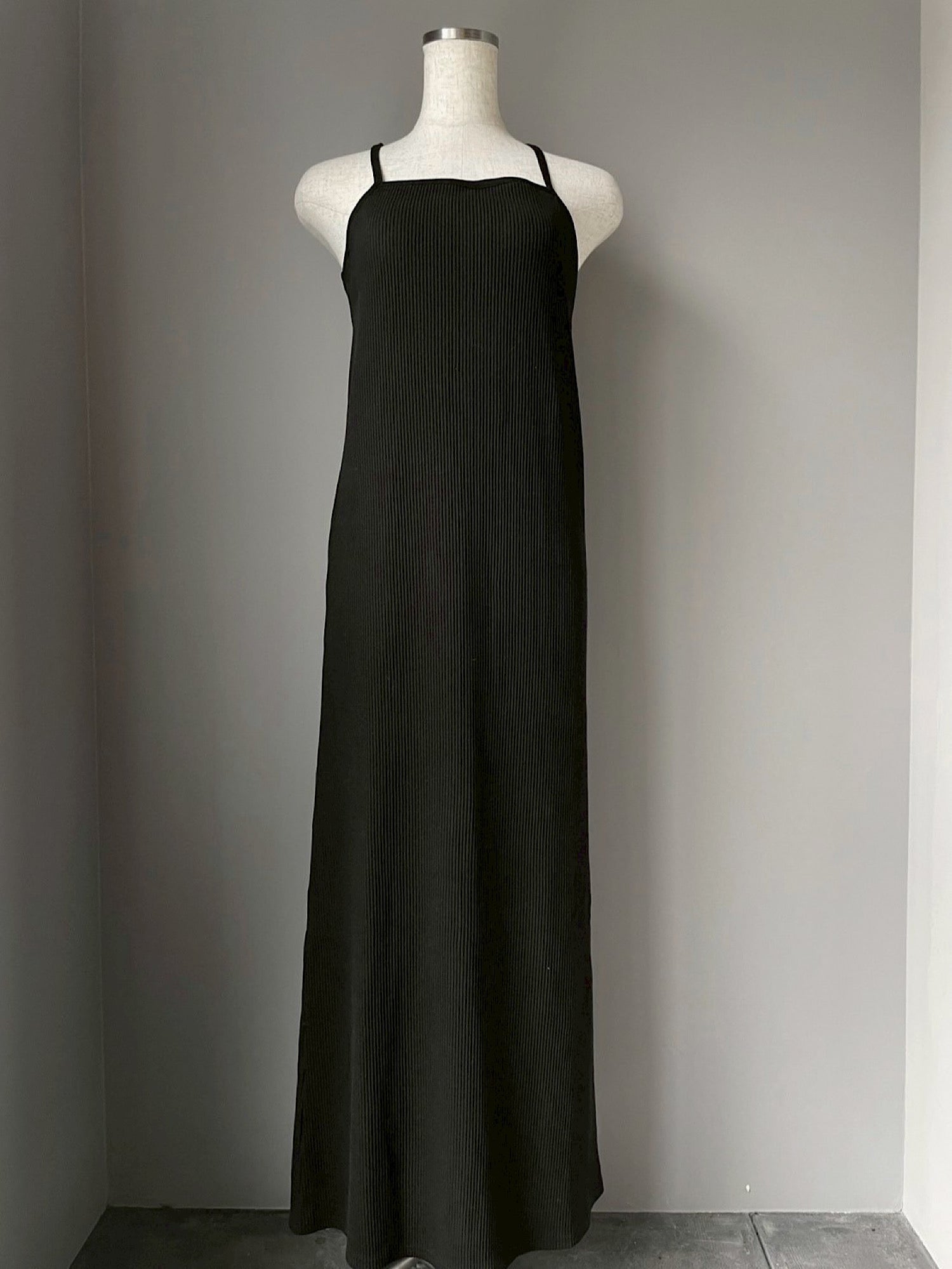 halter neck rib maxi dress with inner bra