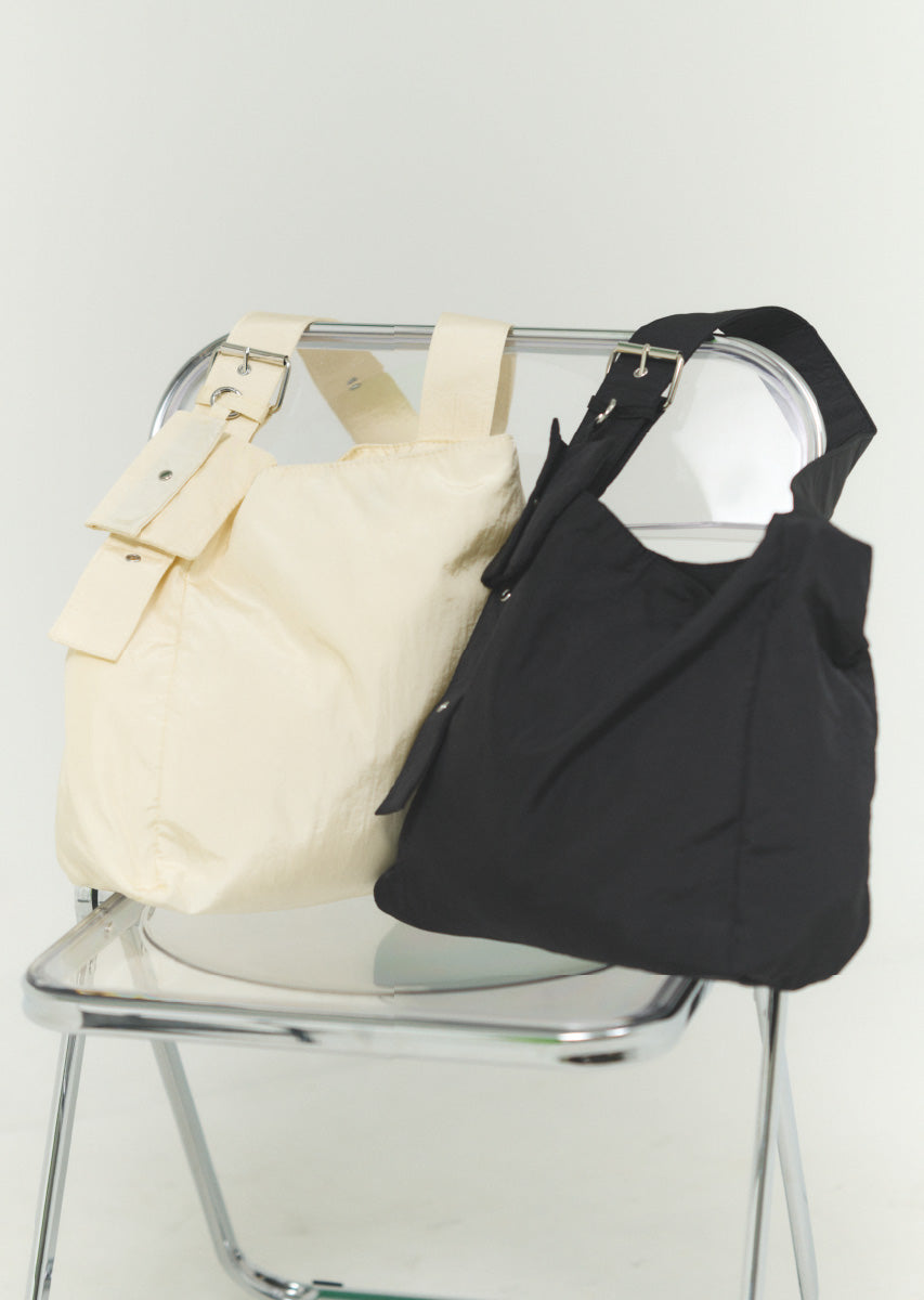 アイレットナイロンバック