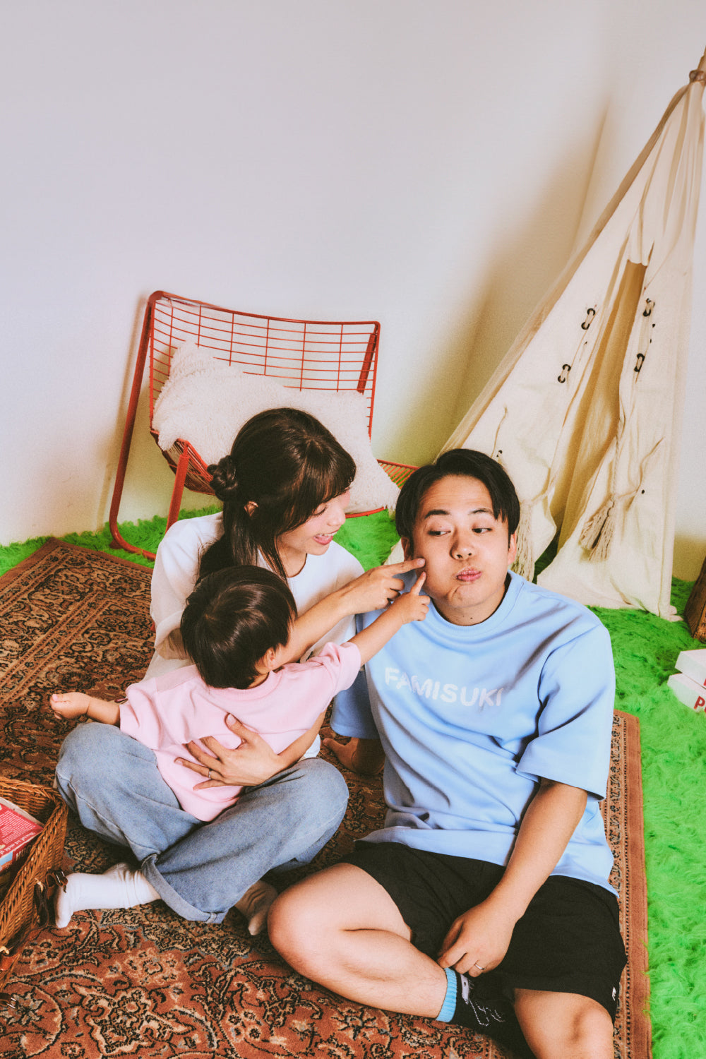 BASIC CREW NECK TEE