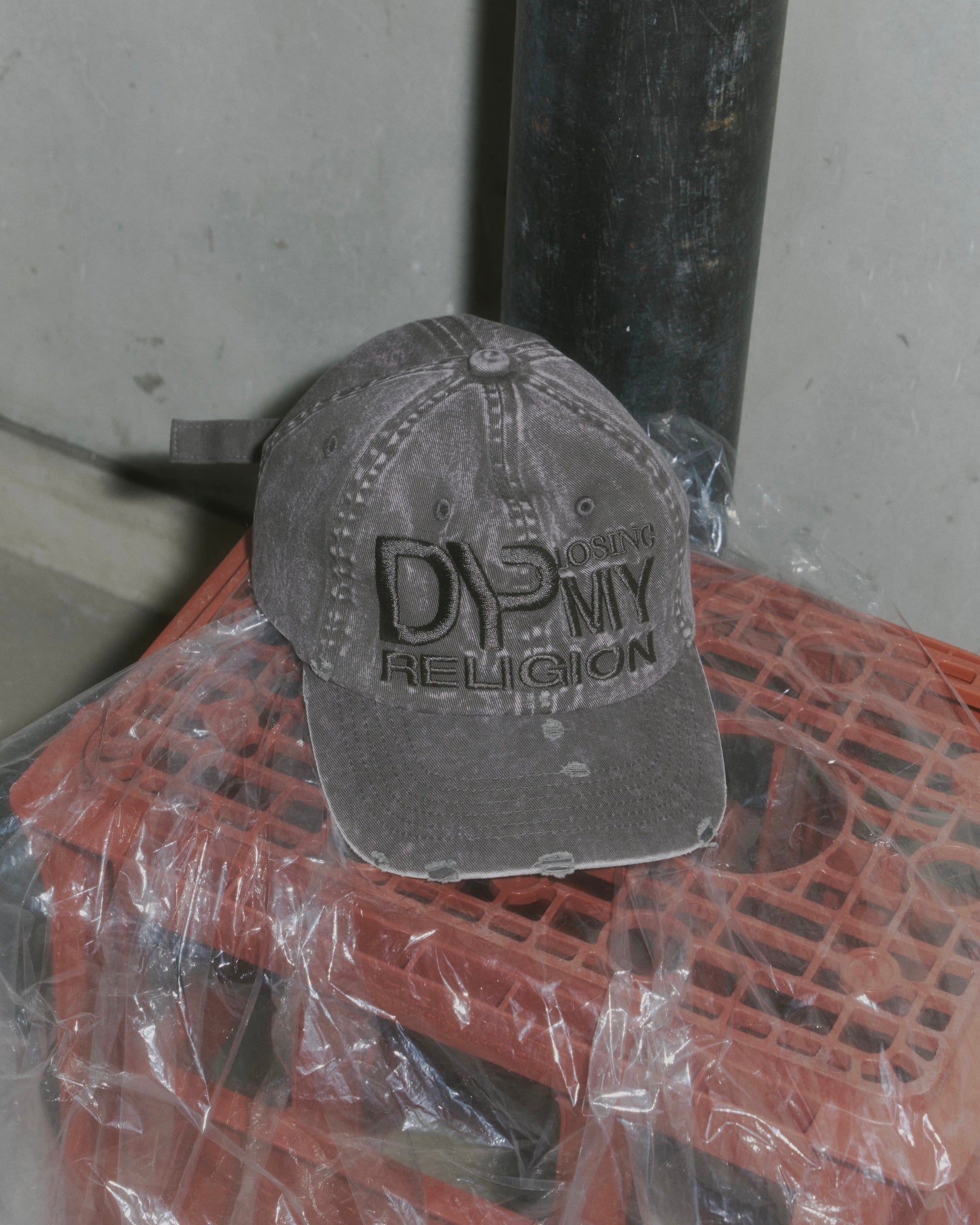 刺繍ダメージ入り MYキャップ