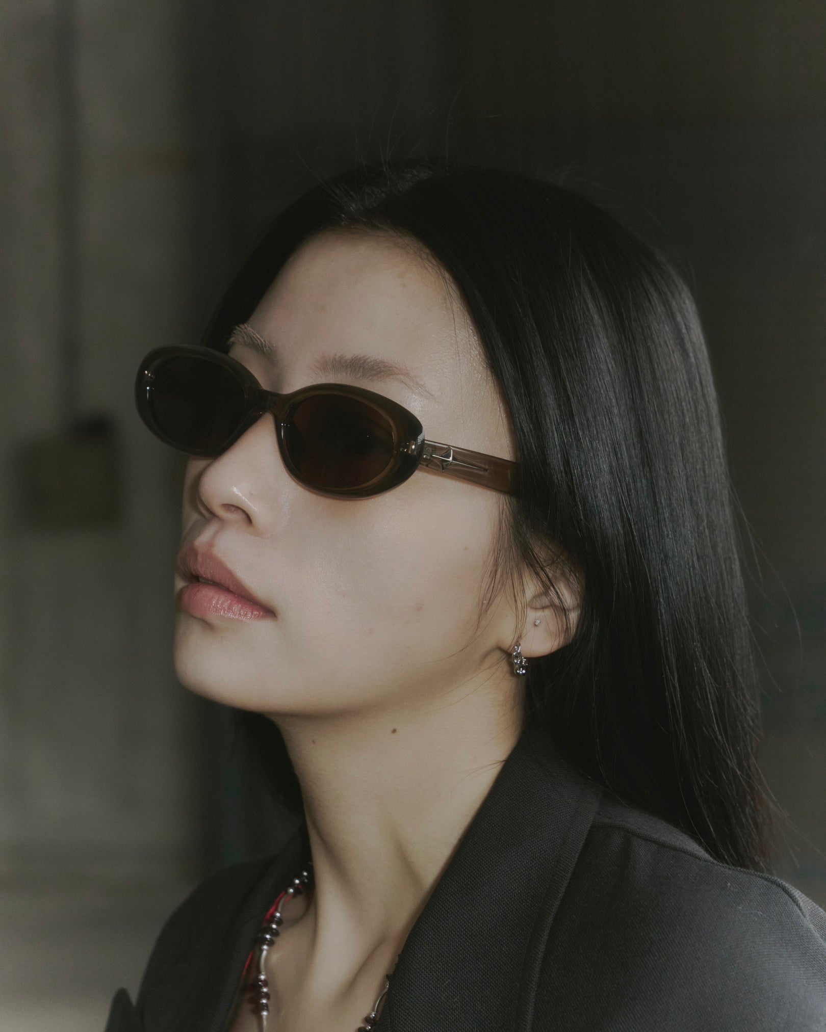 オーバルフレームサングラス