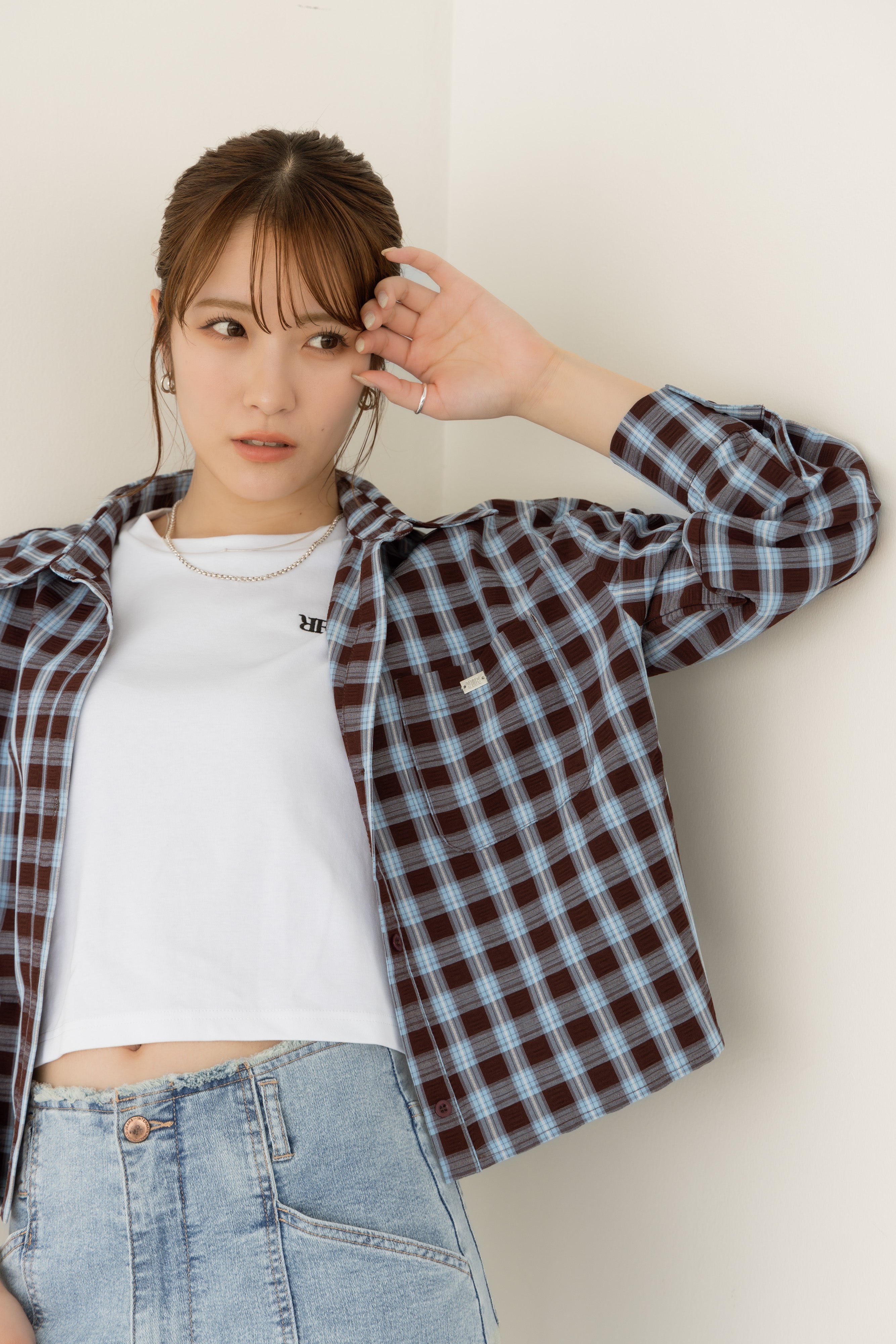 クロップドシャツ