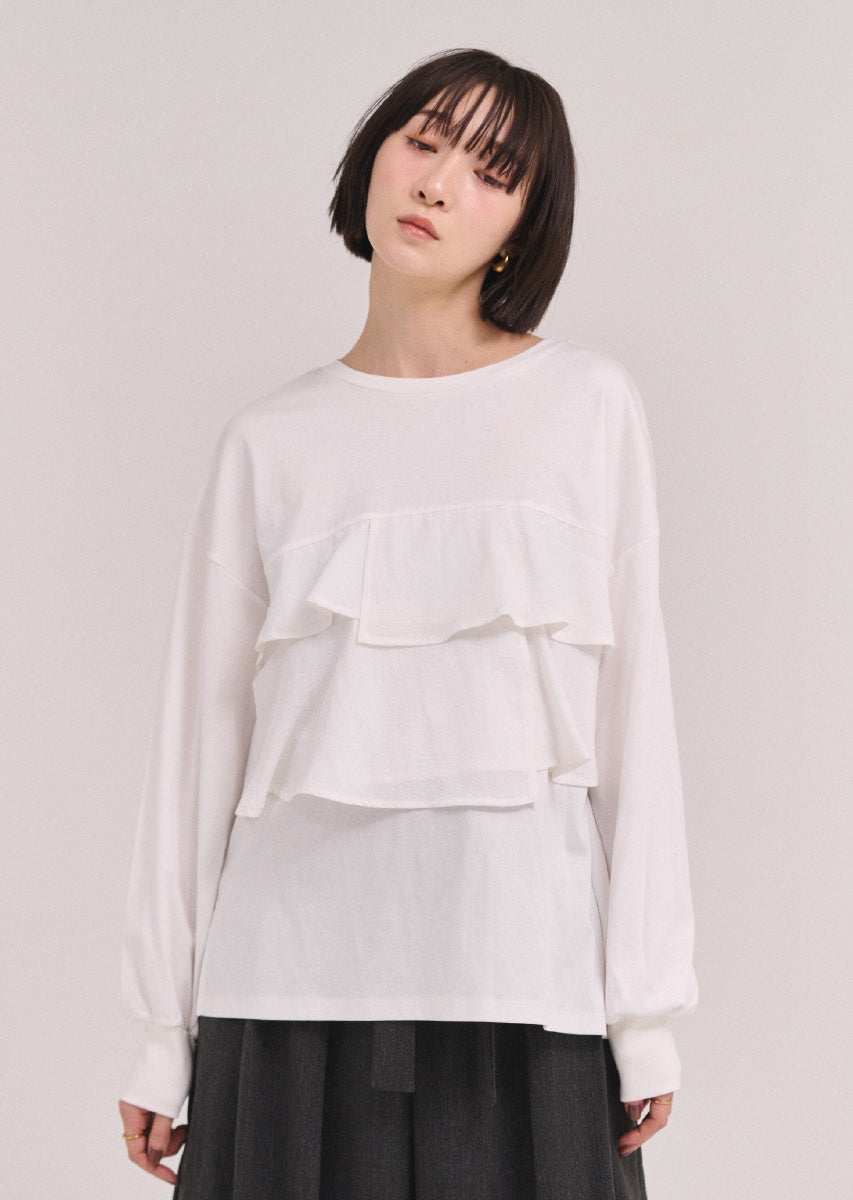 フリルコンシャスデザイントップス