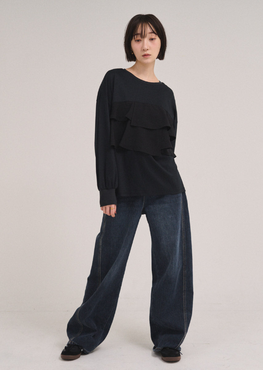 フリルコンシャスデザイントップス