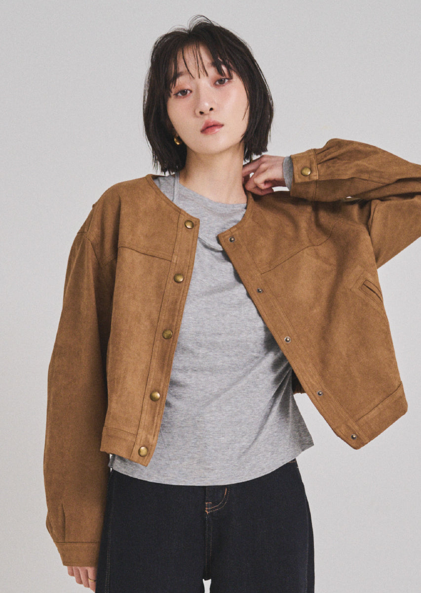 ホルターネックトップス