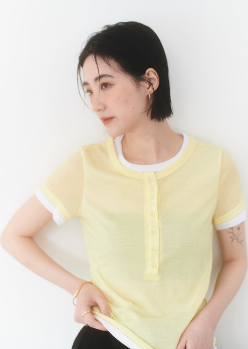 ハーフスリーブヘンリーネックトップス
