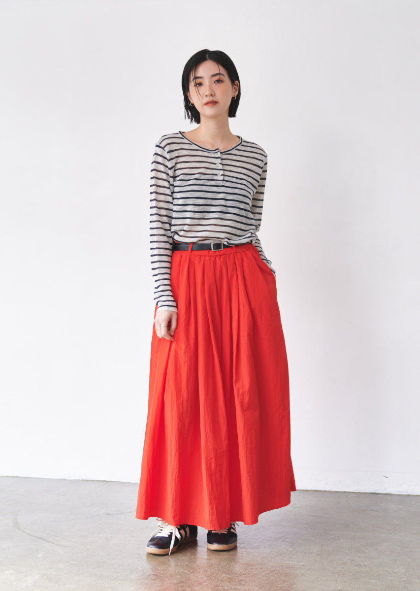 ベルト付きタックロングスカート