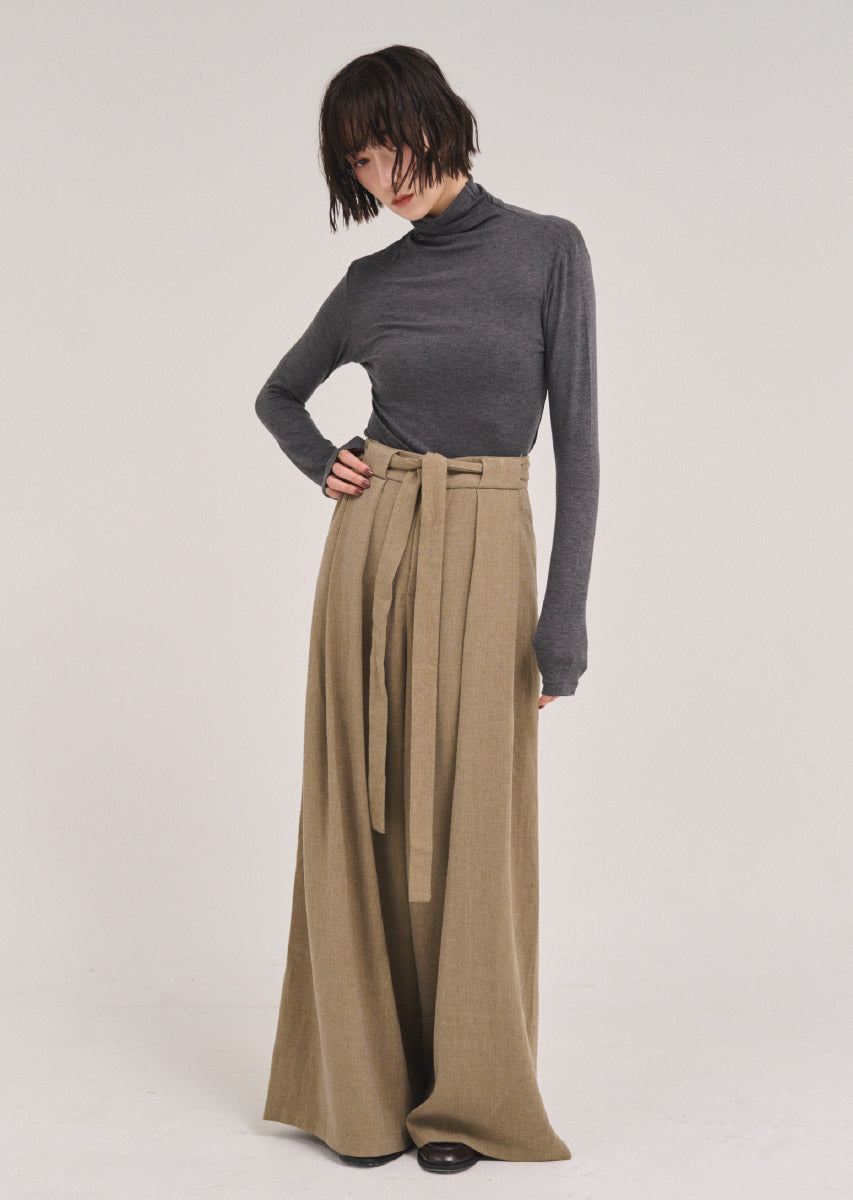 ウールワイドパンツ